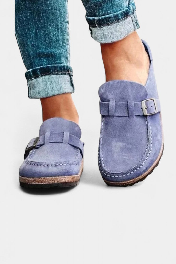 Elora | Zuecos Clásicos de Ante